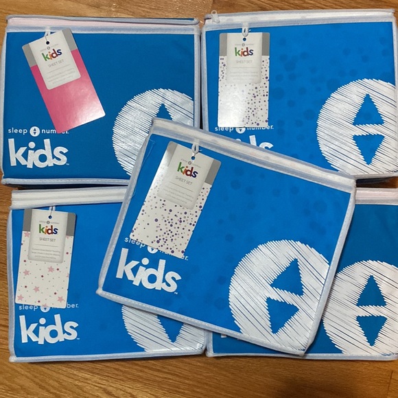 SLEEP NUMBER Sheet Set Twin. Bright pink. - Picture 7 of 7